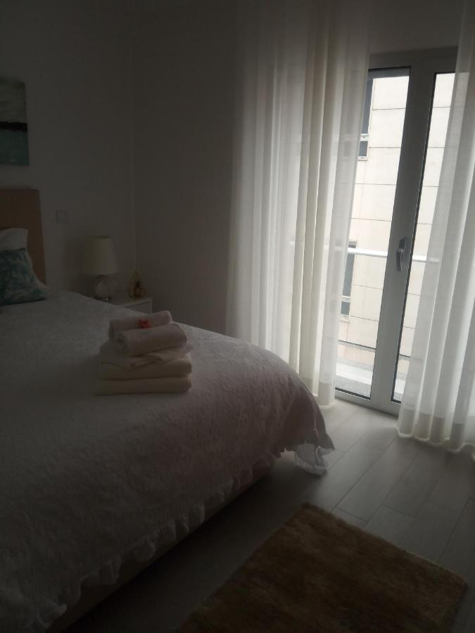 Carla Apartamentos Nazaré Eksteriør bilde